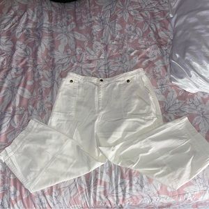 studio works white pants !
